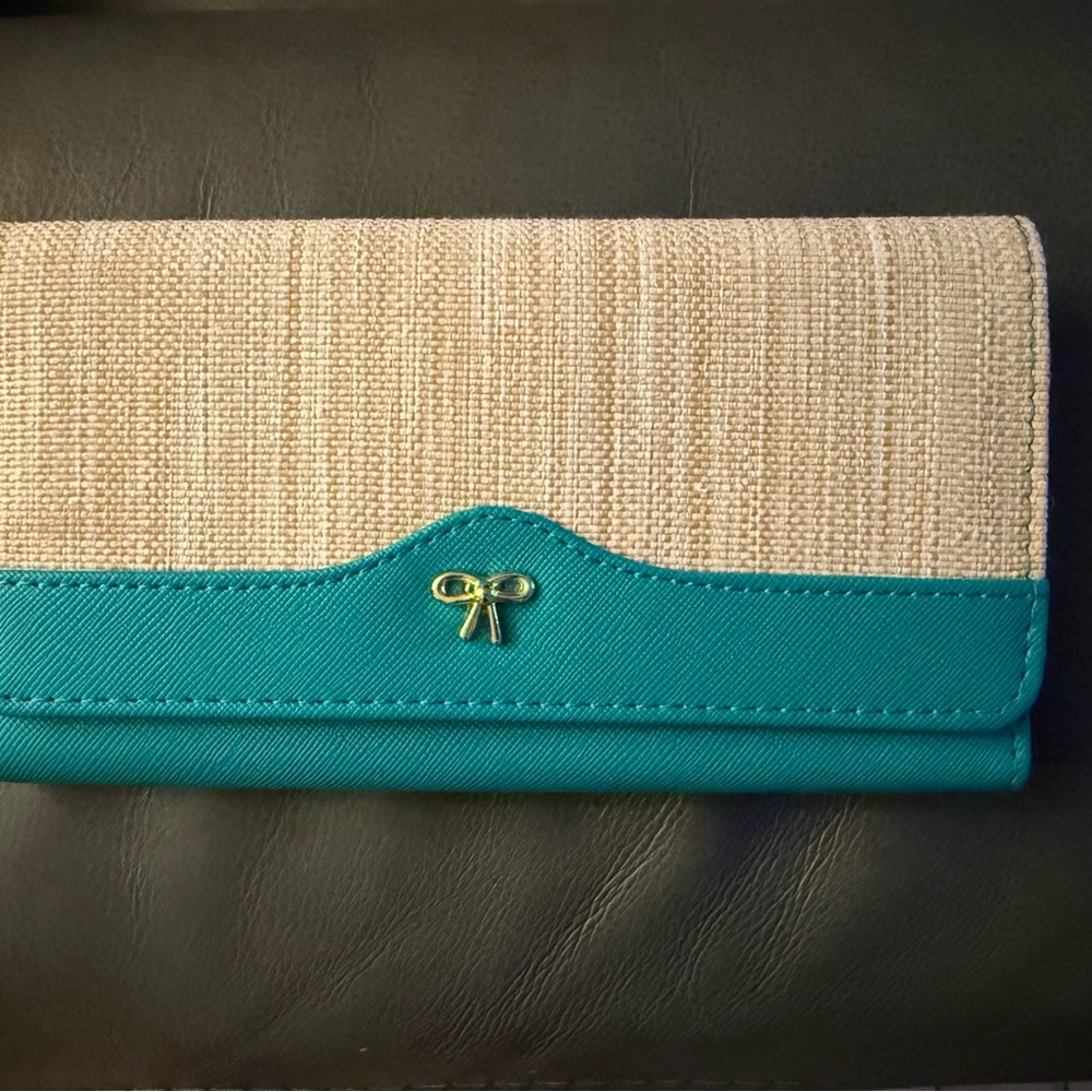 Elegant Teal and Cream Women's Wallet